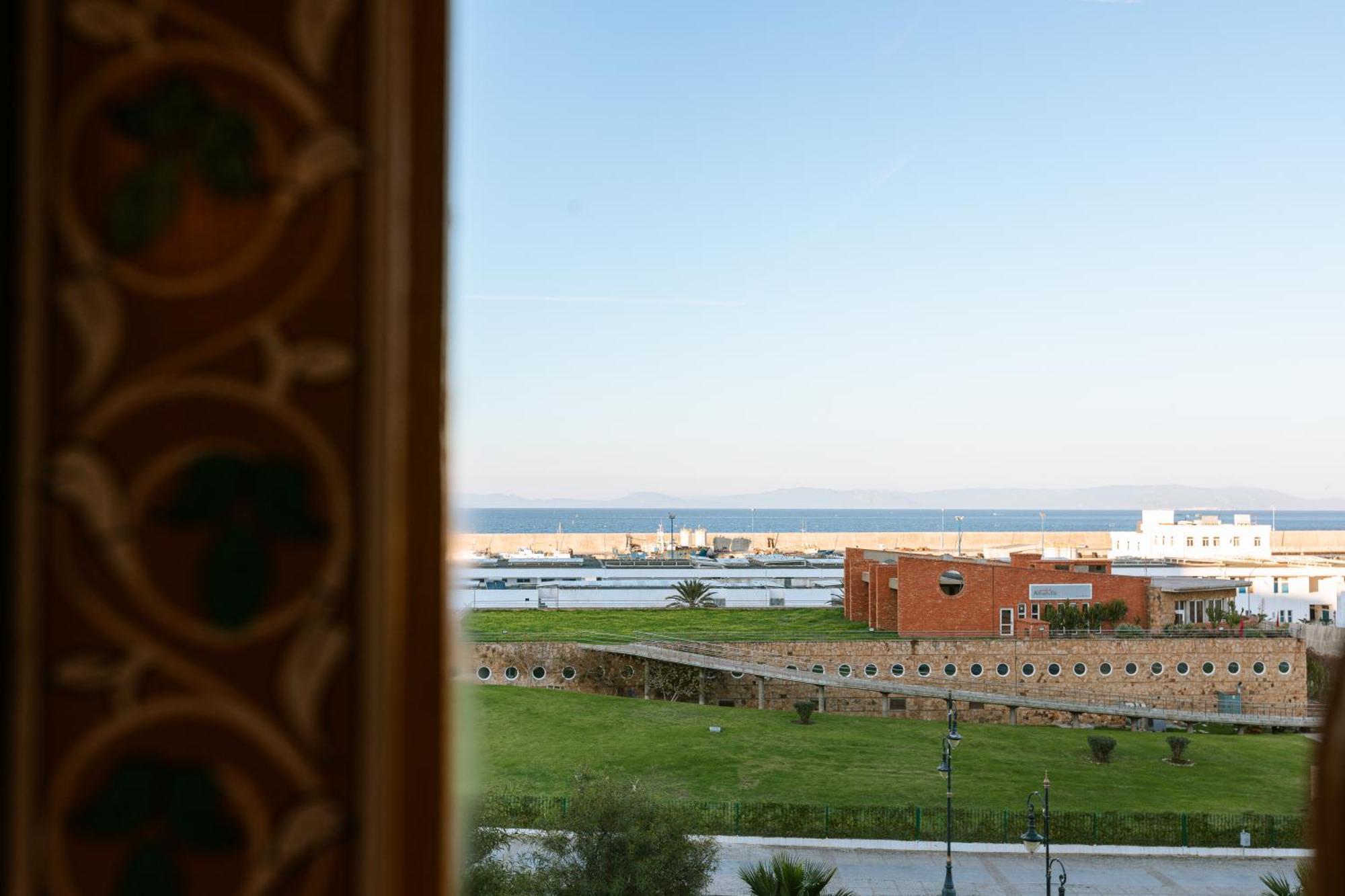 Colorful Traditional Riad W/Views Of Spain Tanger Exterior foto