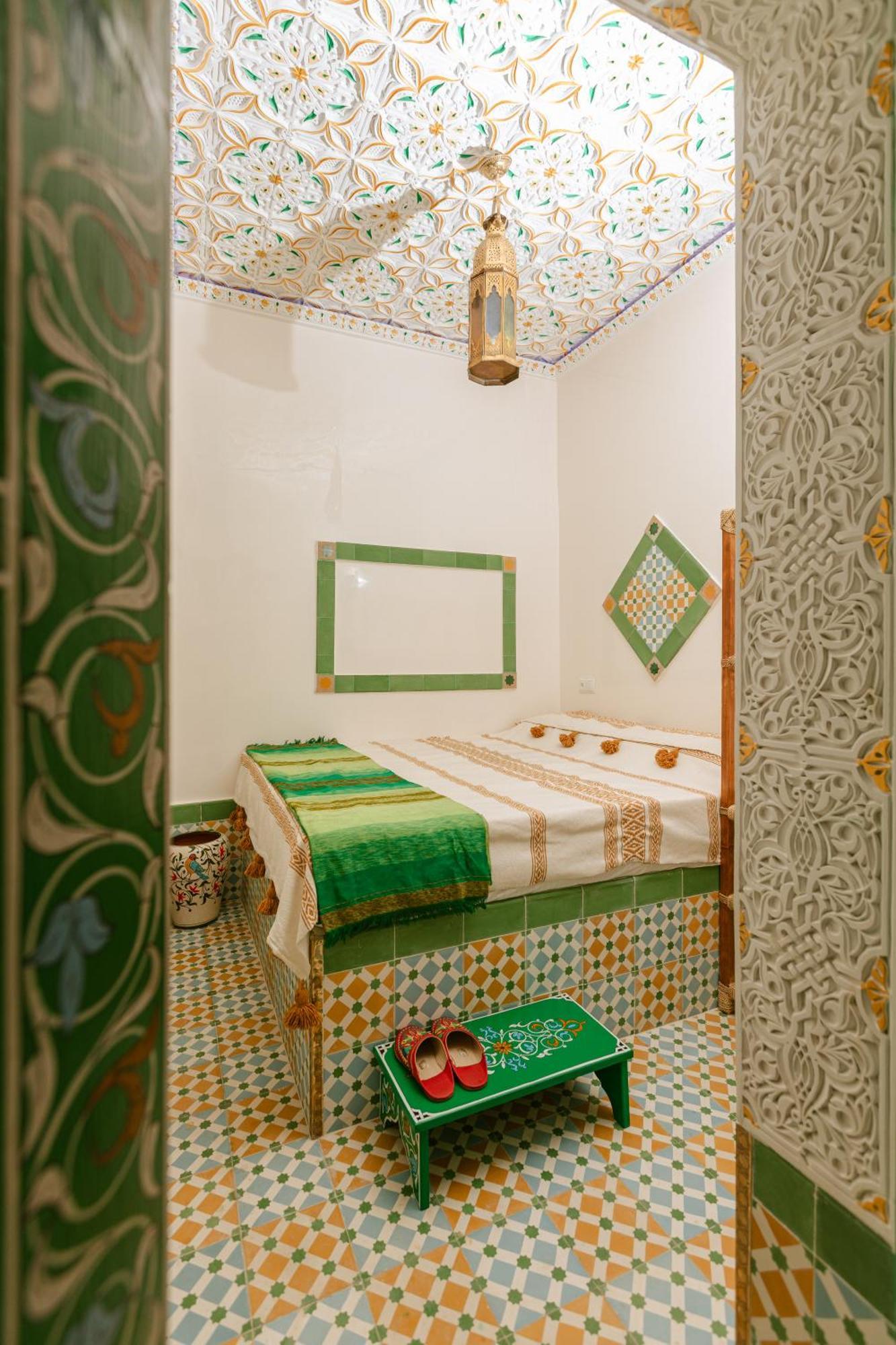 Colorful Traditional Riad W/Views Of Spain Tanger Exterior foto